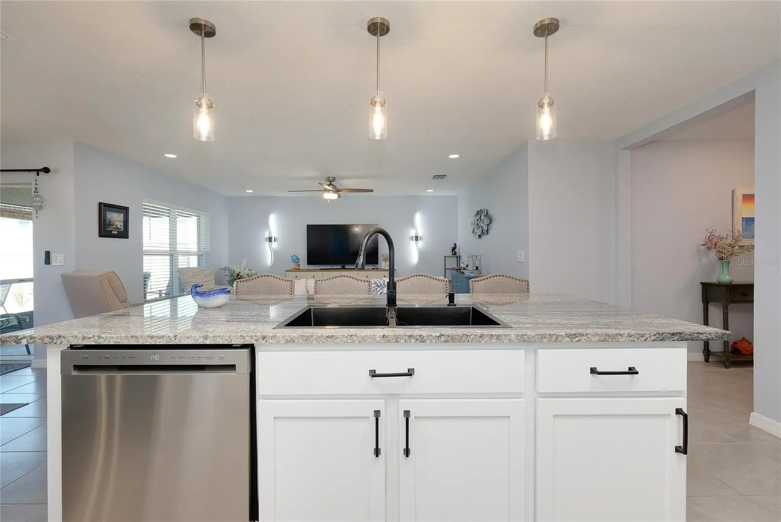 5531 FLAGSTONE TRL