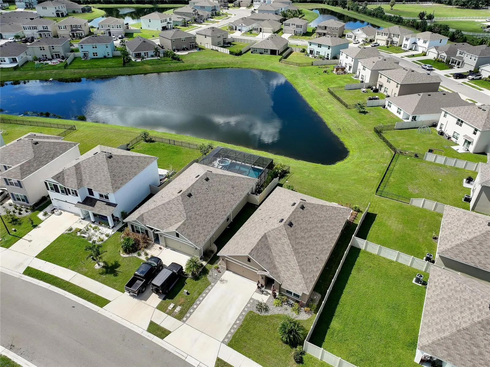 5531 FLAGSTONE TRL