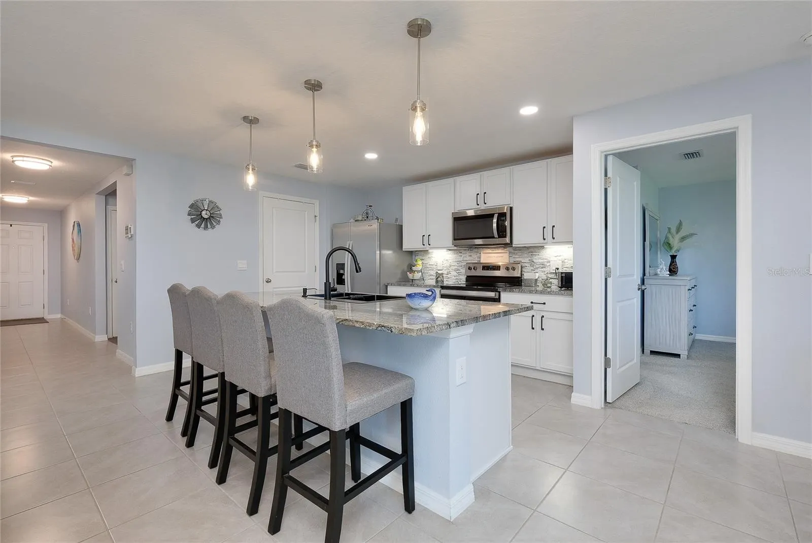 5531 FLAGSTONE TRL