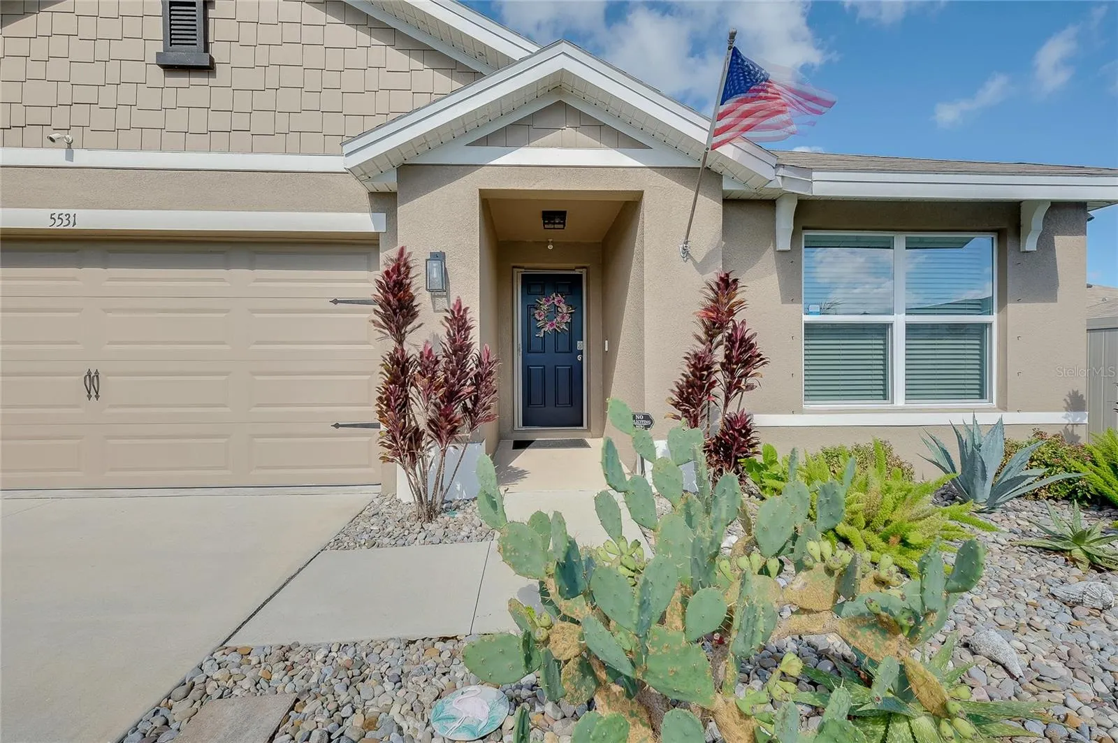 5531 FLAGSTONE TRL