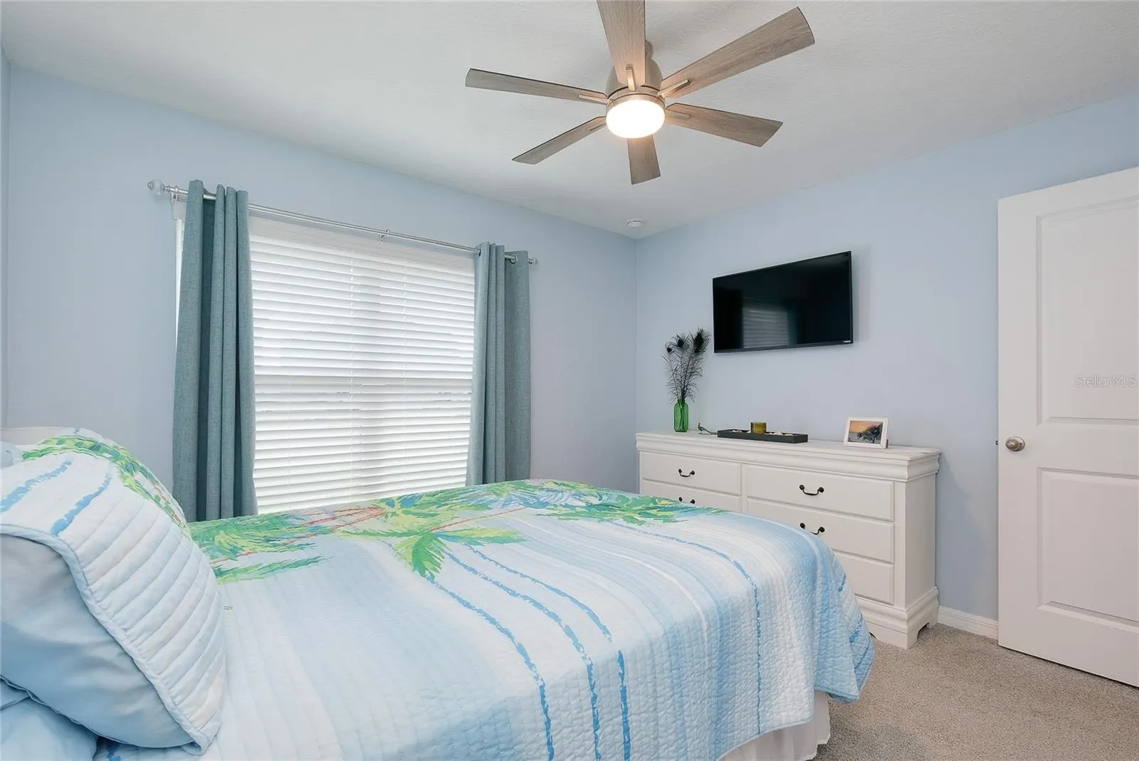 5531 FLAGSTONE TRL