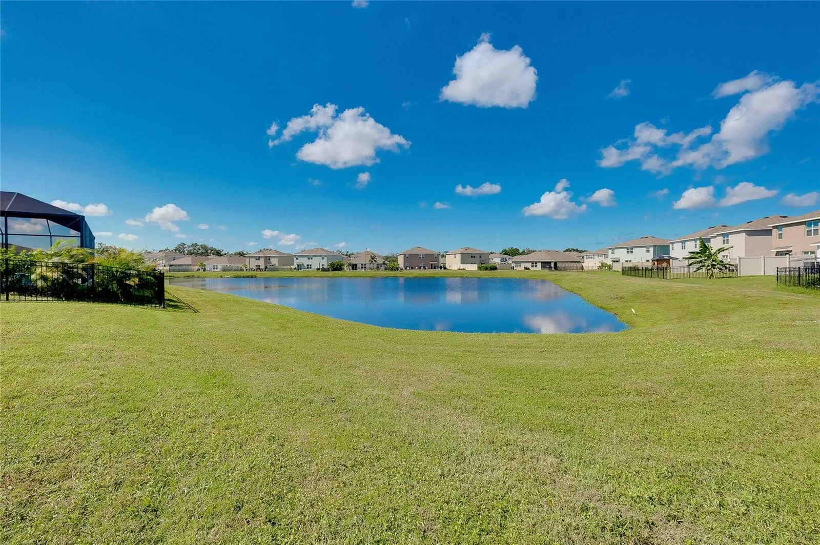 5531 FLAGSTONE TRL