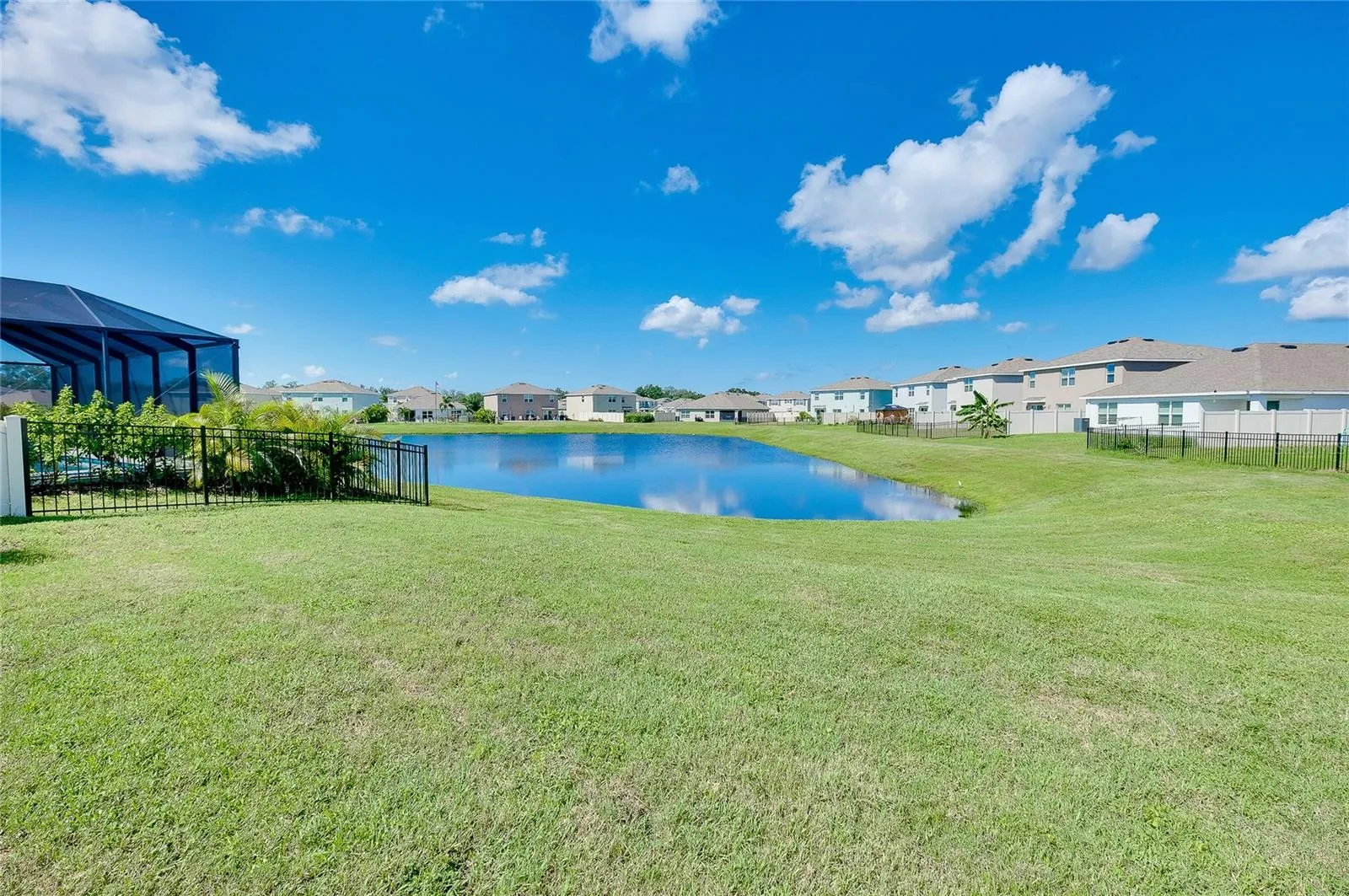 5531 FLAGSTONE TRL