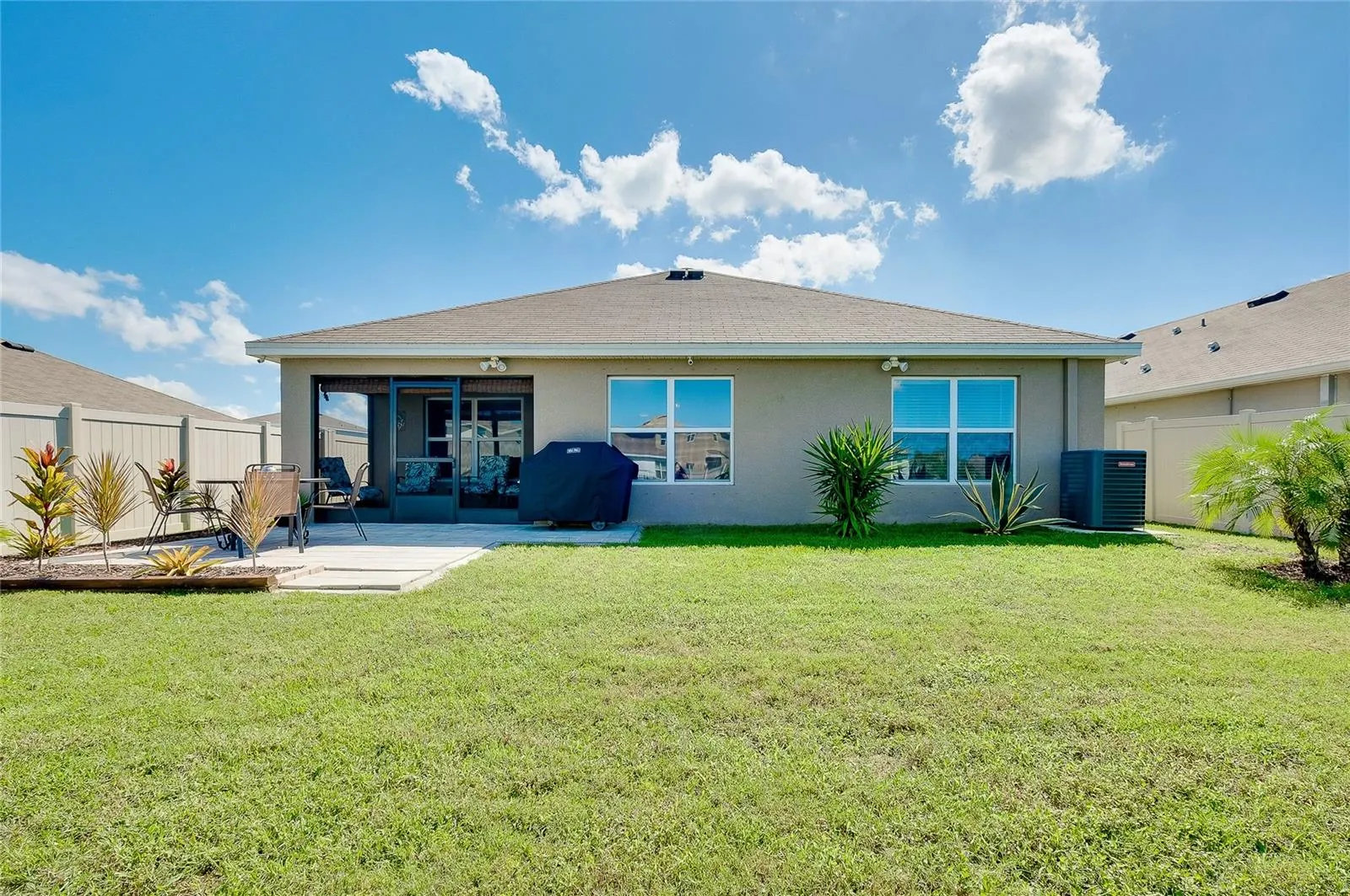 5531 FLAGSTONE TRL