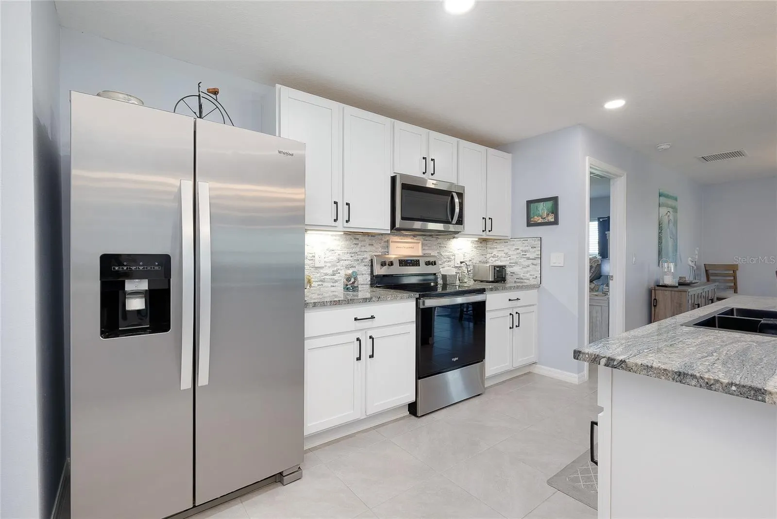 5531 FLAGSTONE TRL