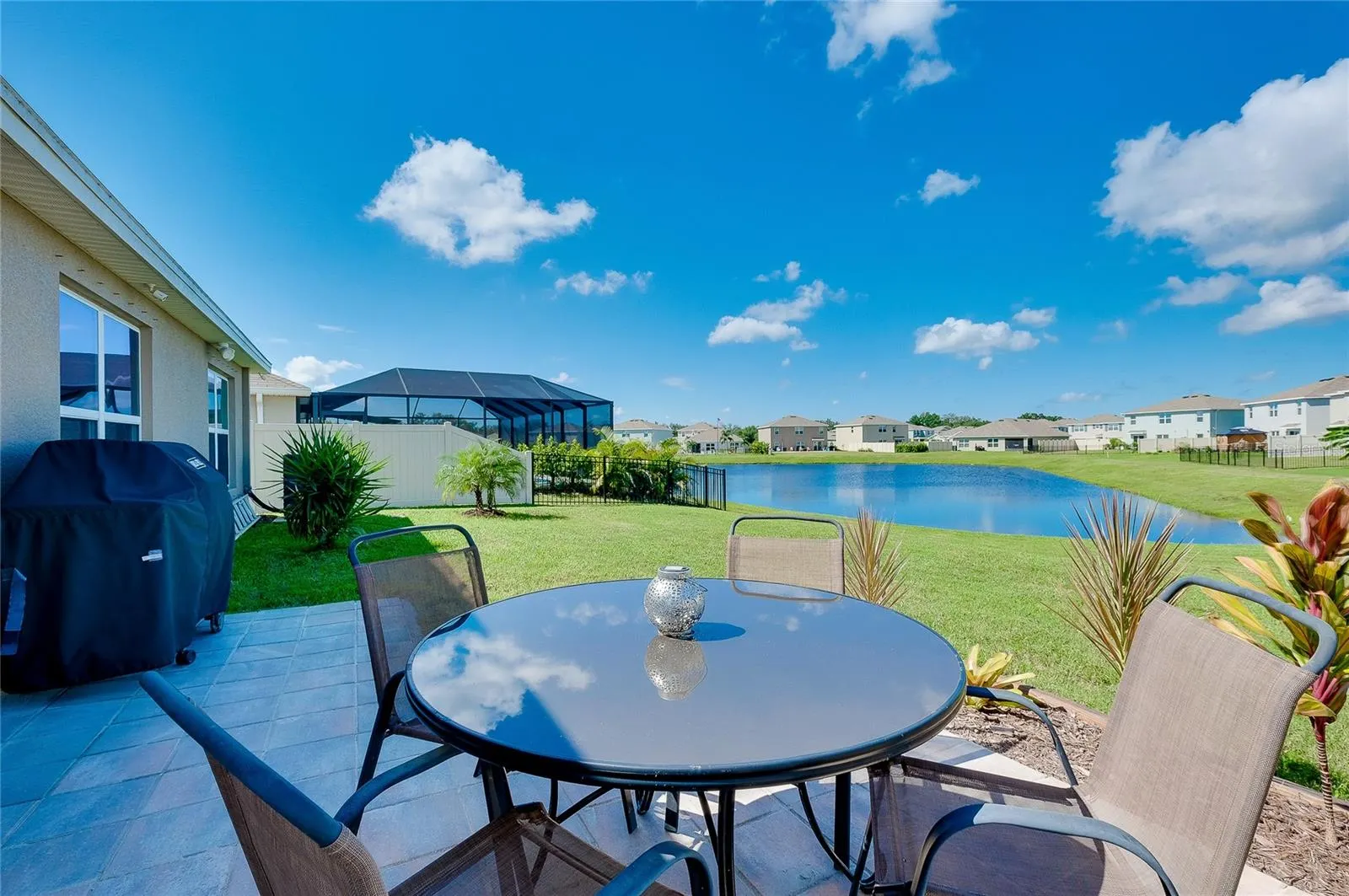 5531 FLAGSTONE TRL