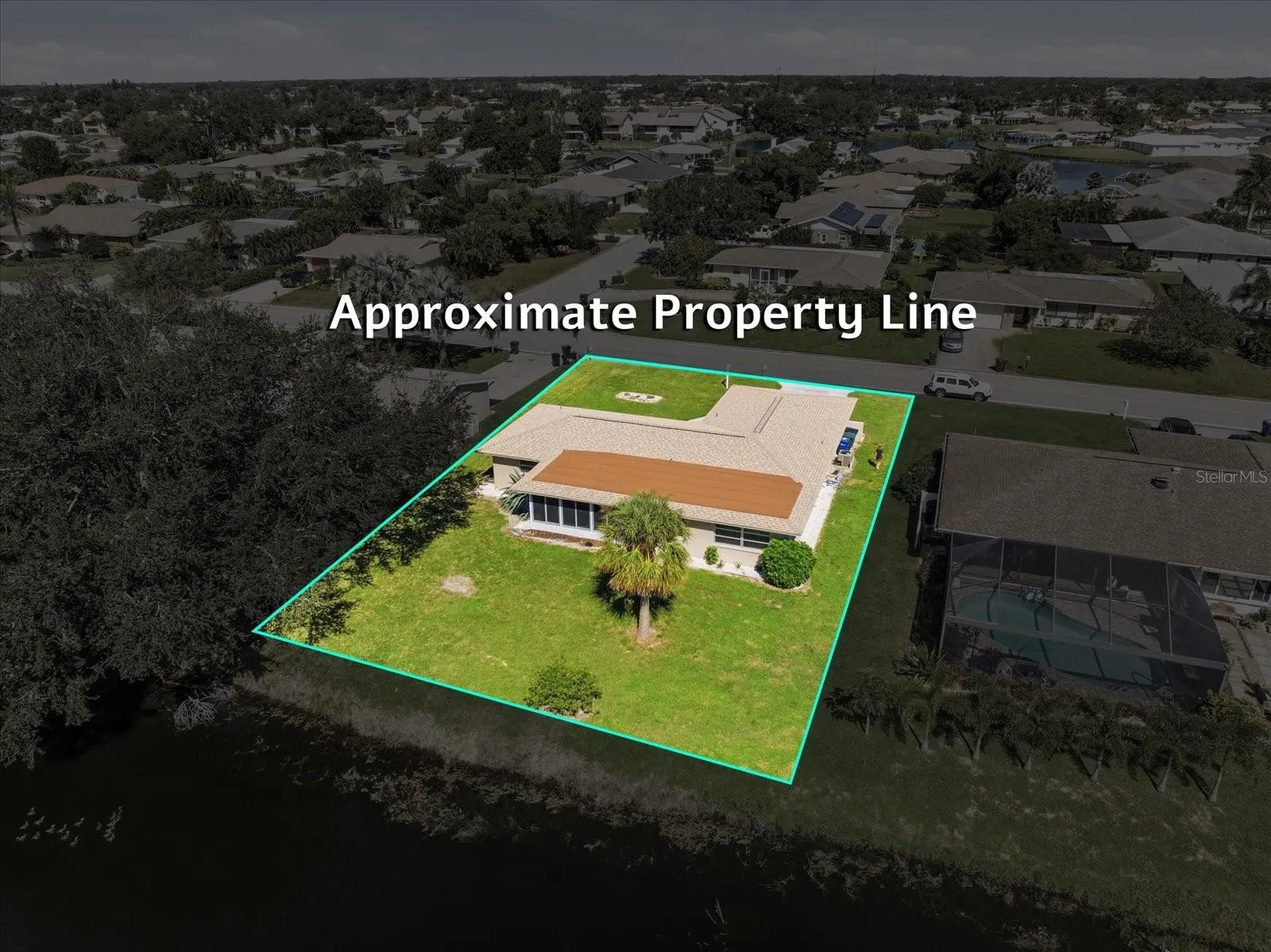 832 S GONDOLA DR