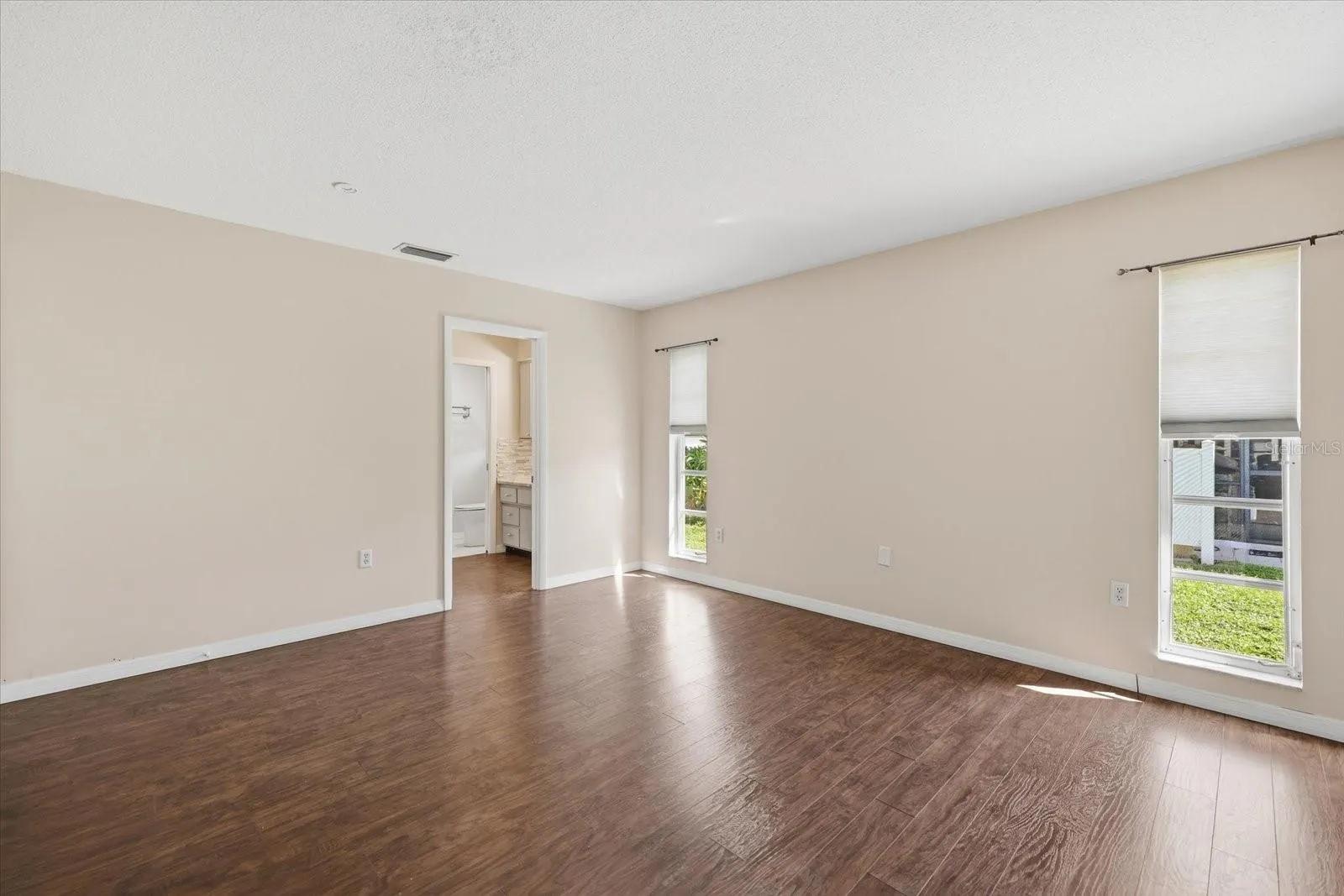 832 S GONDOLA DR