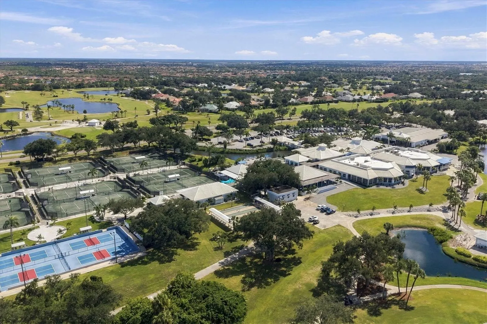 572 CLUBSIDE CIR #34 #34
