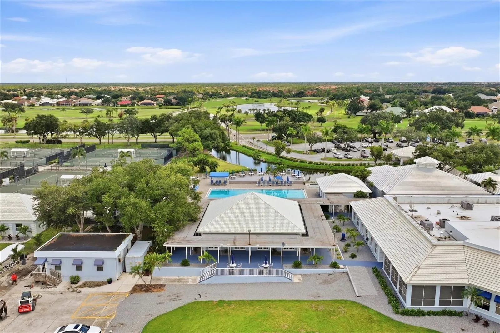 572 CLUBSIDE CIR #34 #34