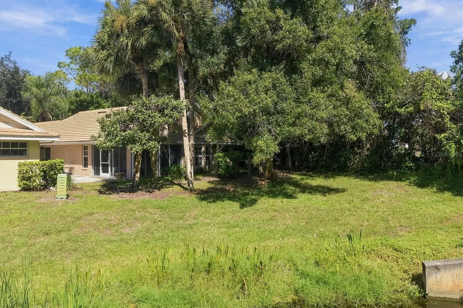 572 CLUBSIDE CIR #34 #34