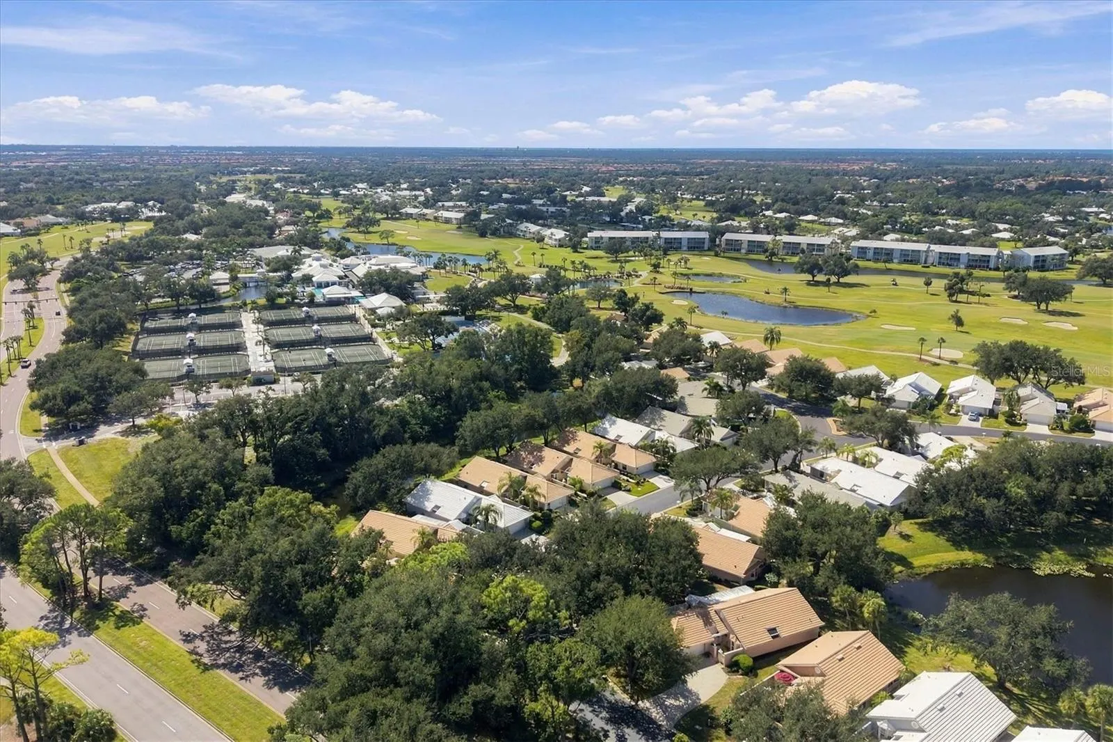 572 CLUBSIDE CIR #34 #34