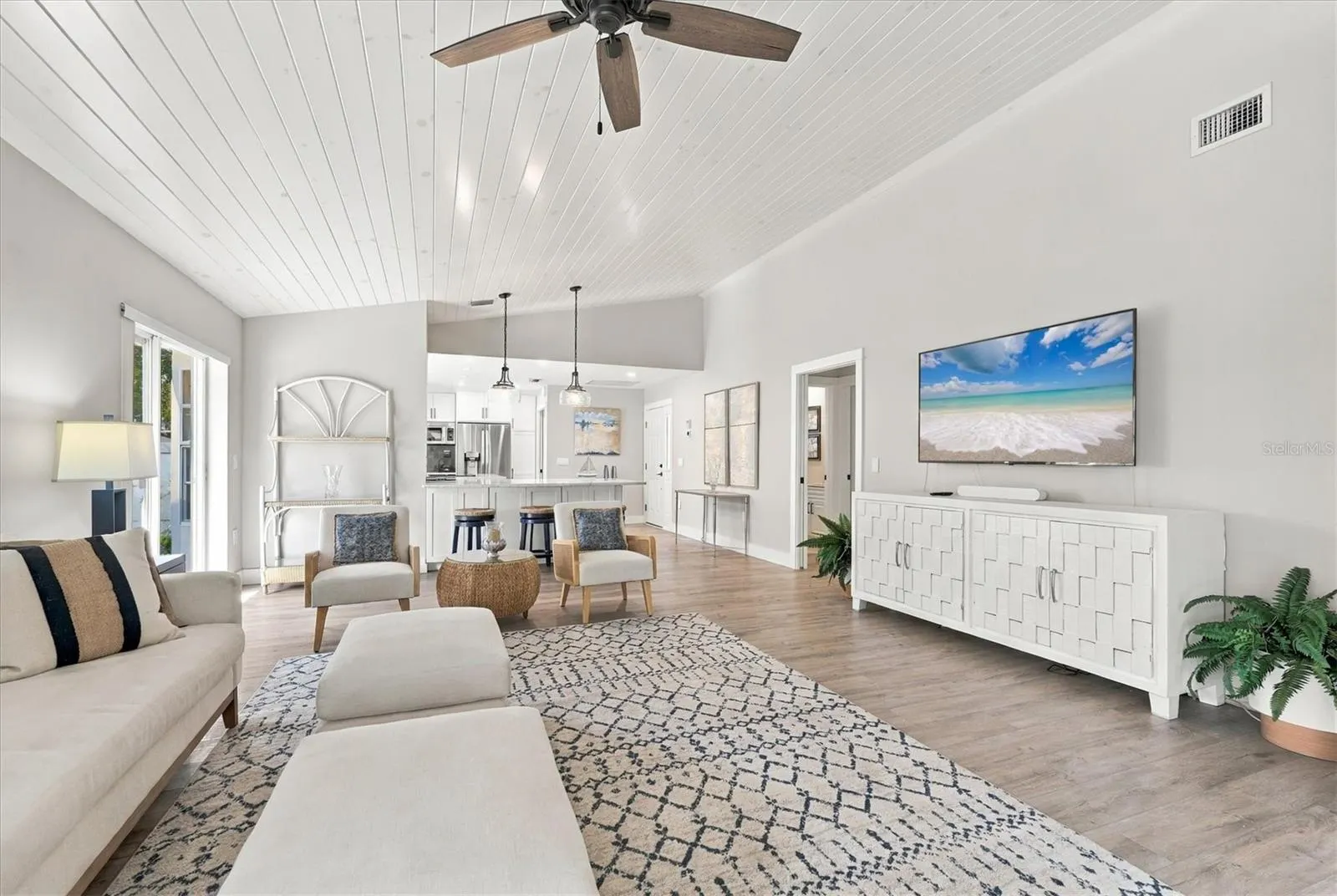572 CLUBSIDE CIR #34 #34