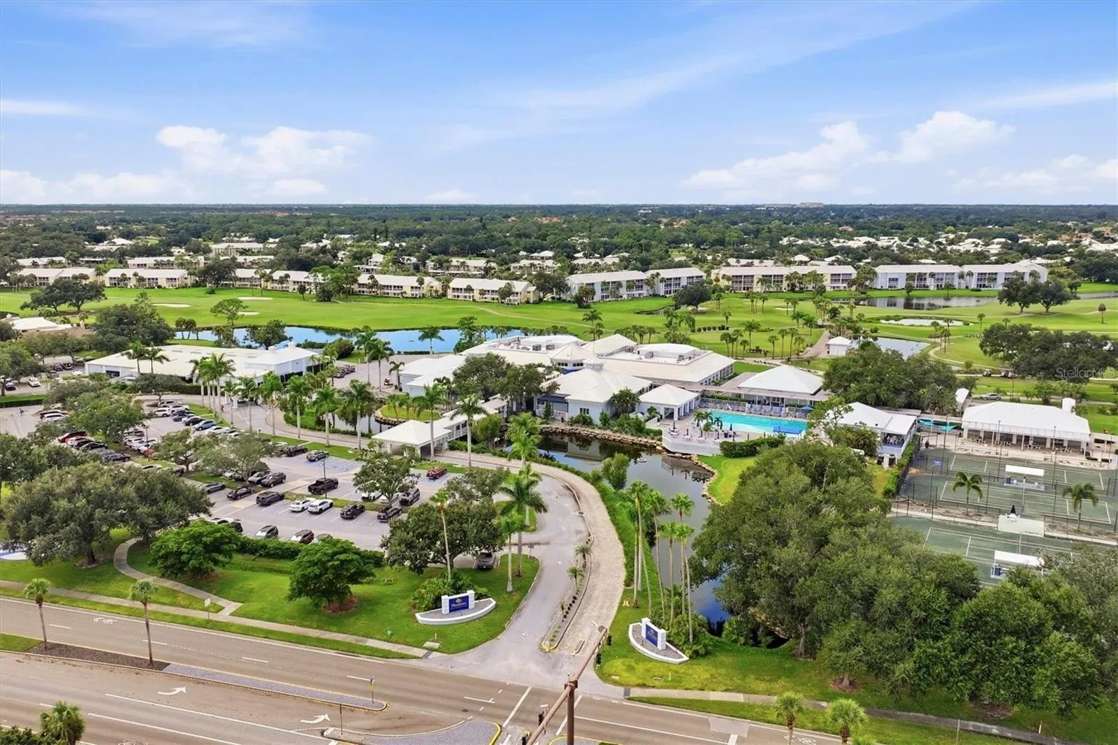 572 CLUBSIDE CIR #34 #34
