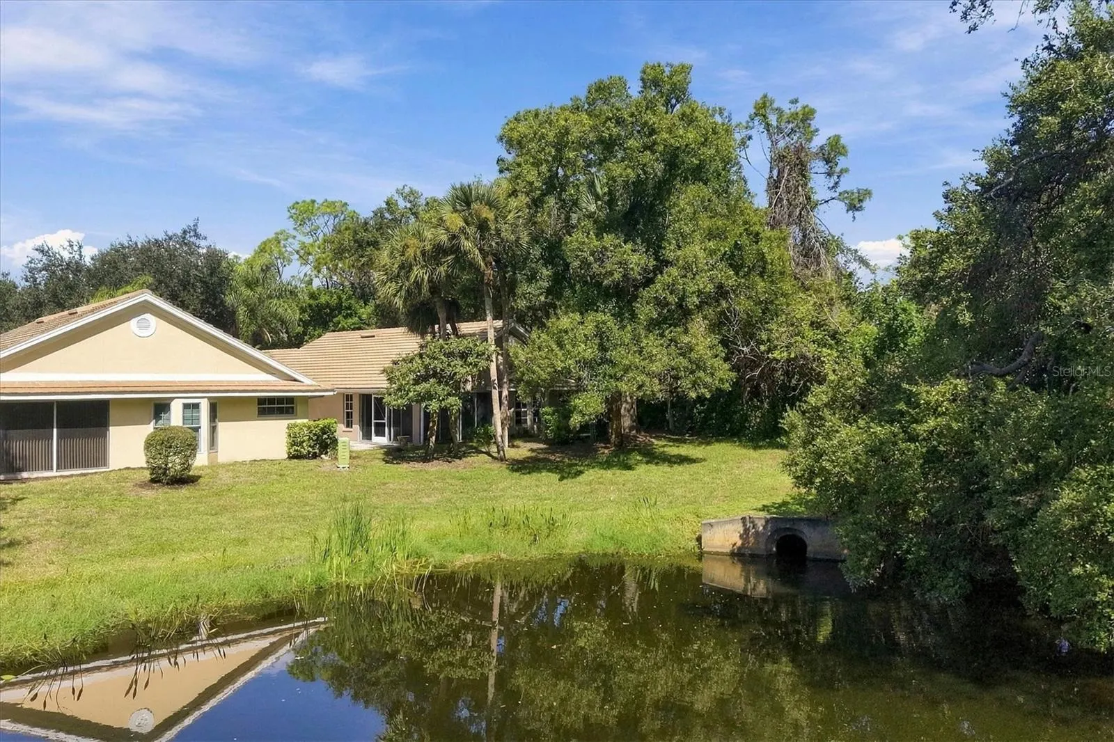 572 CLUBSIDE CIR #34 #34