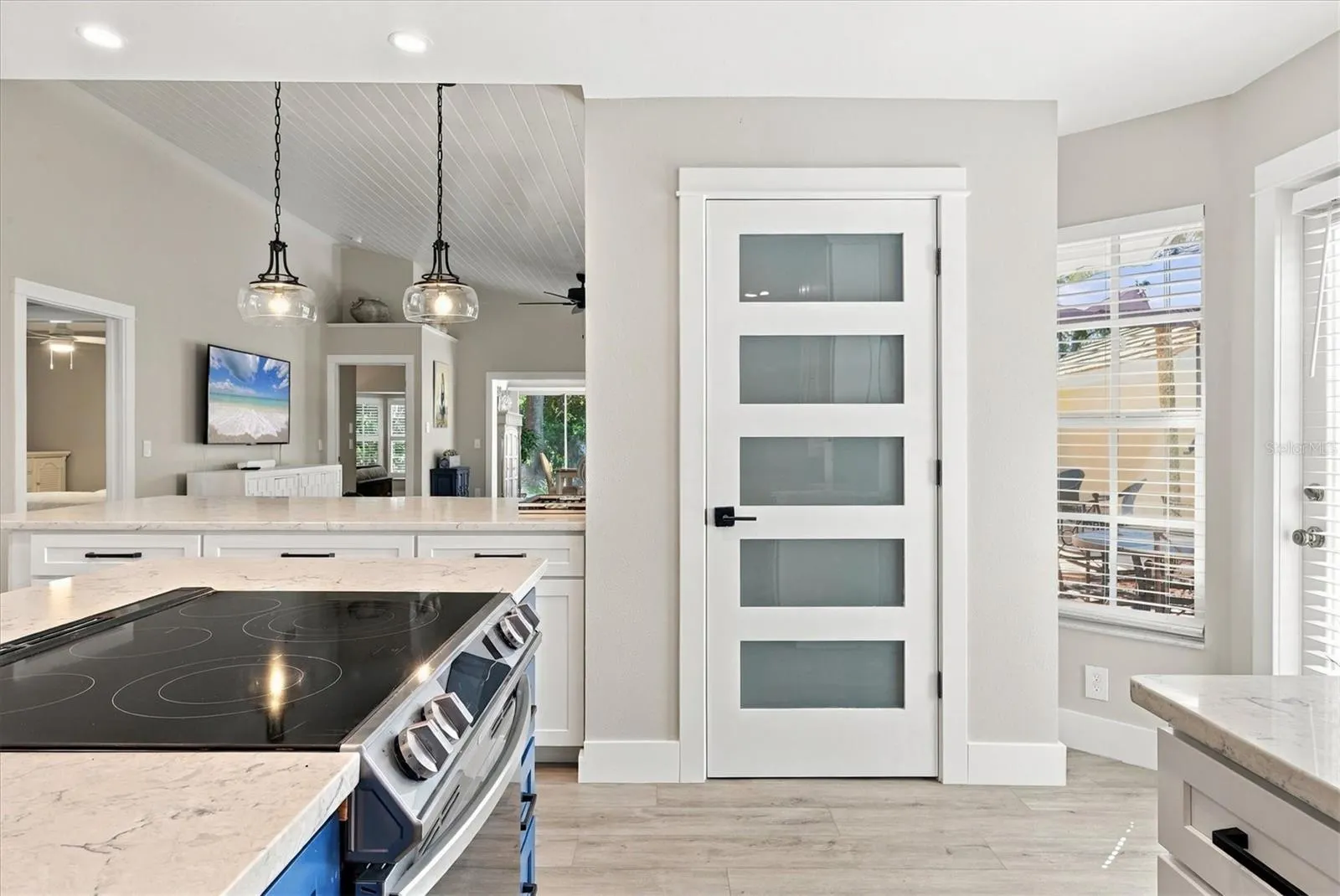 572 CLUBSIDE CIR #34 #34