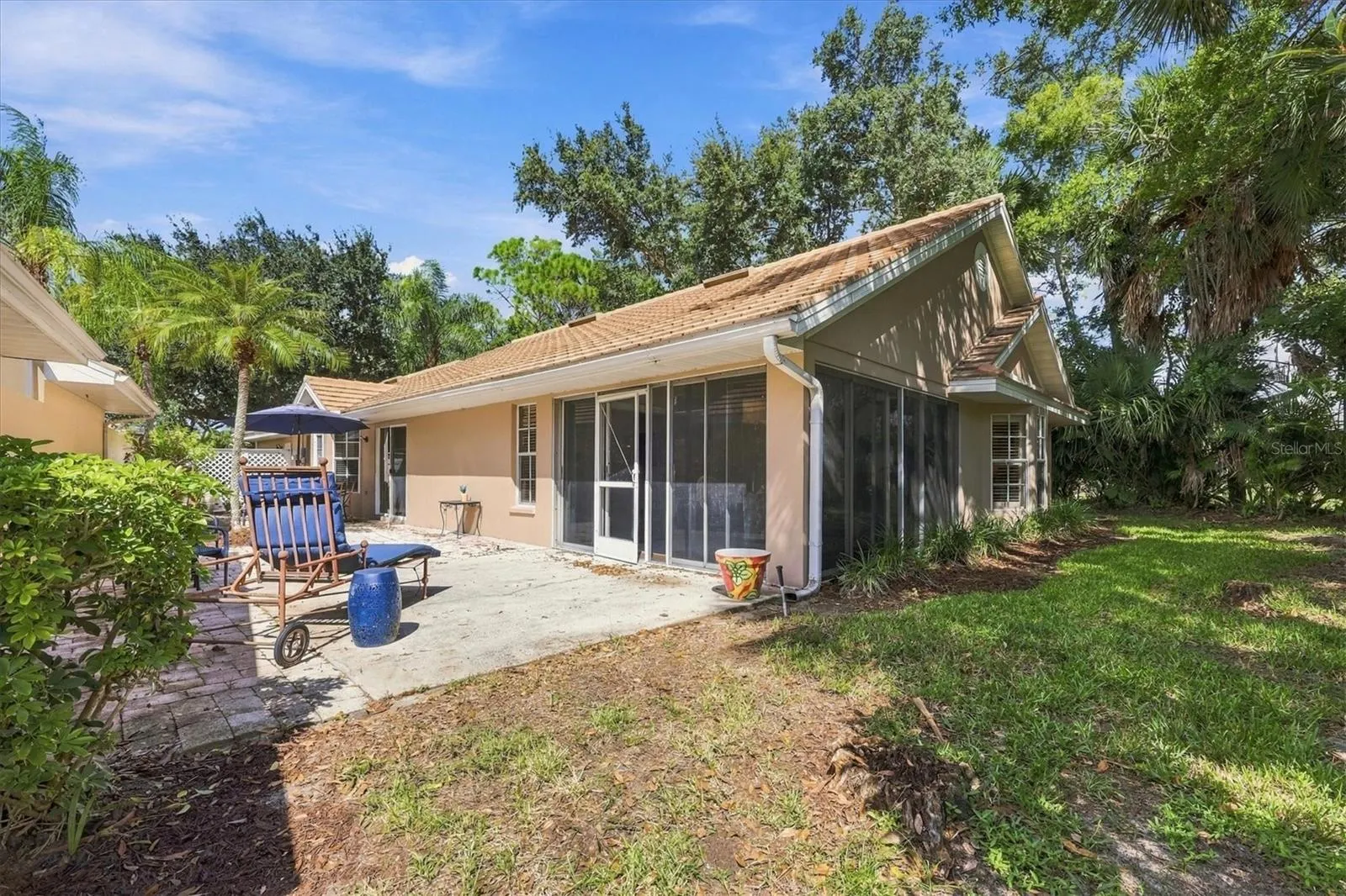 572 CLUBSIDE CIR #34 #34