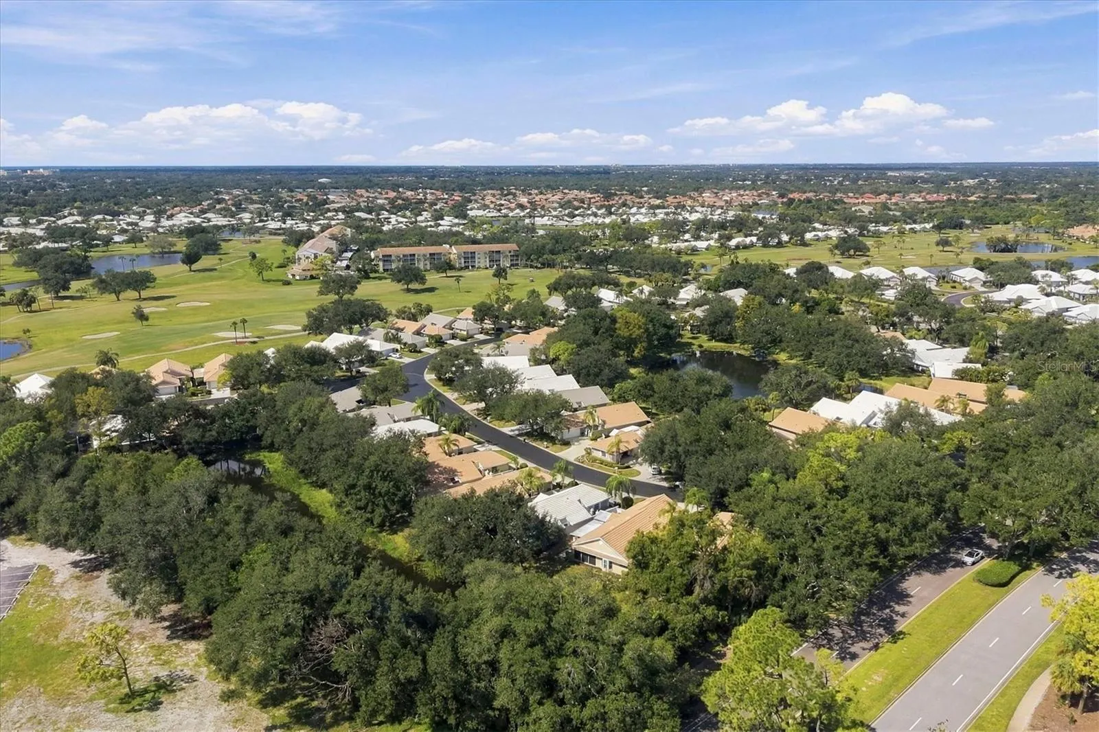 572 CLUBSIDE CIR #34 #34