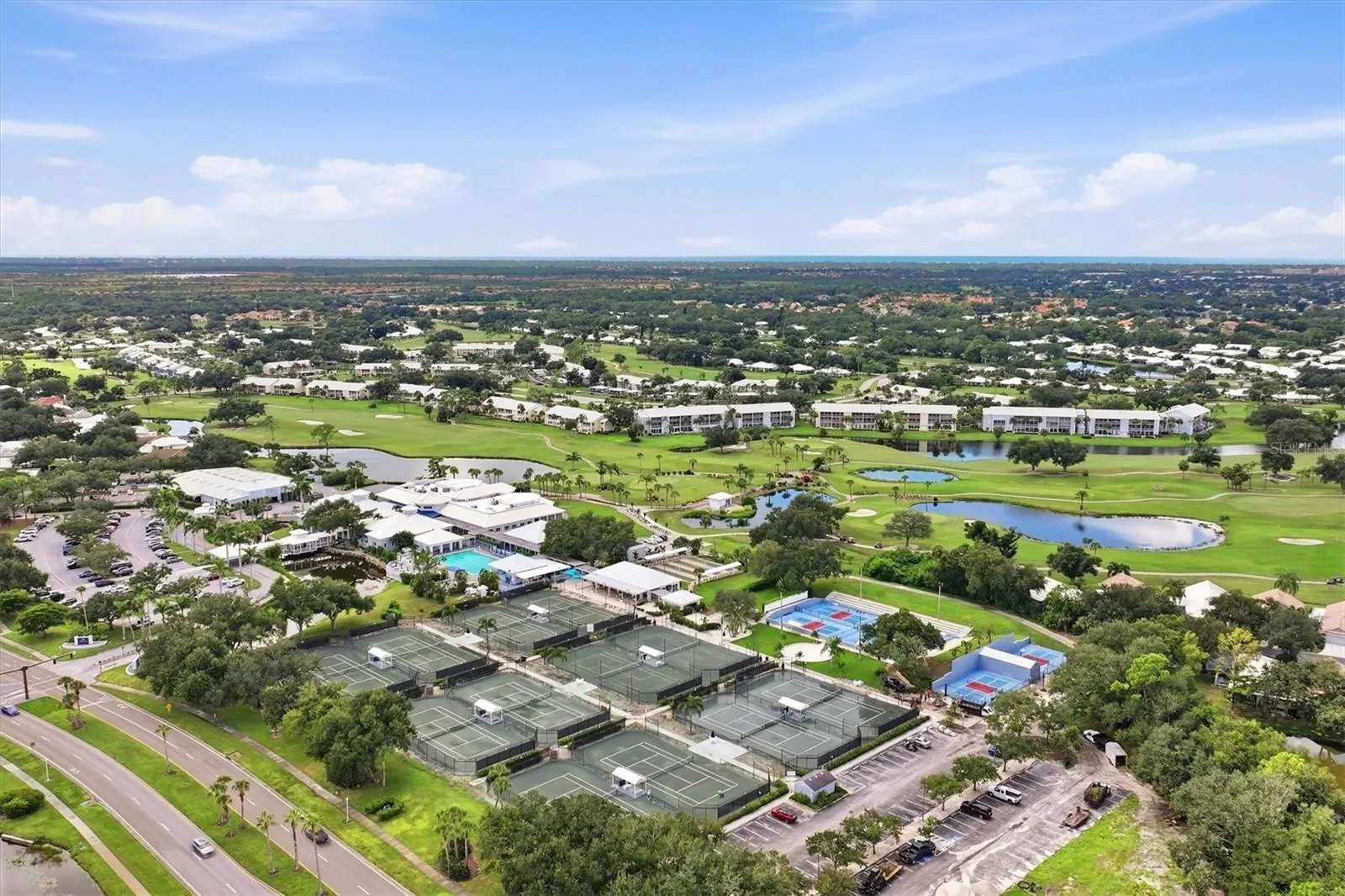 572 CLUBSIDE CIR #34 #34