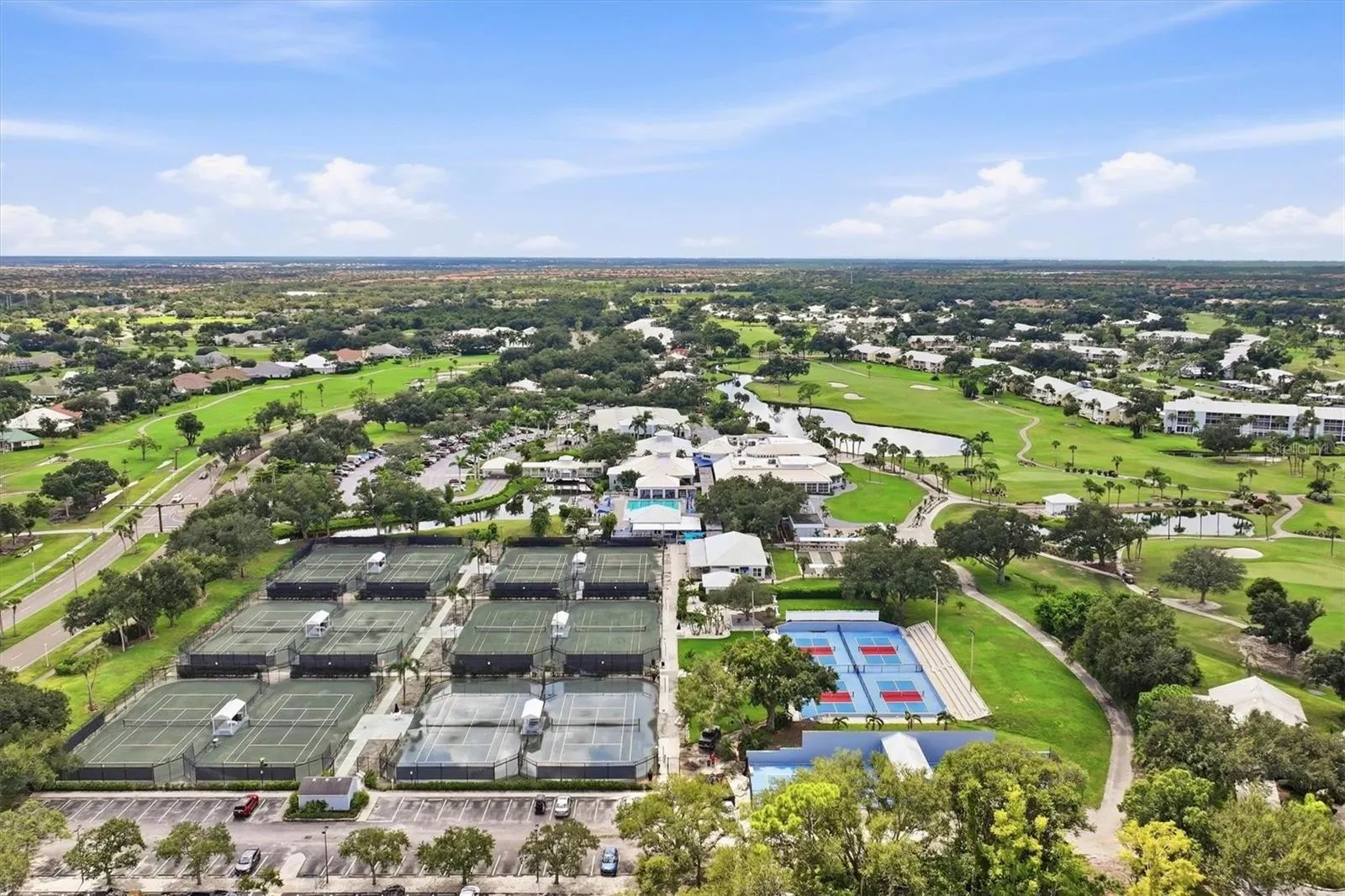 572 CLUBSIDE CIR #34 #34