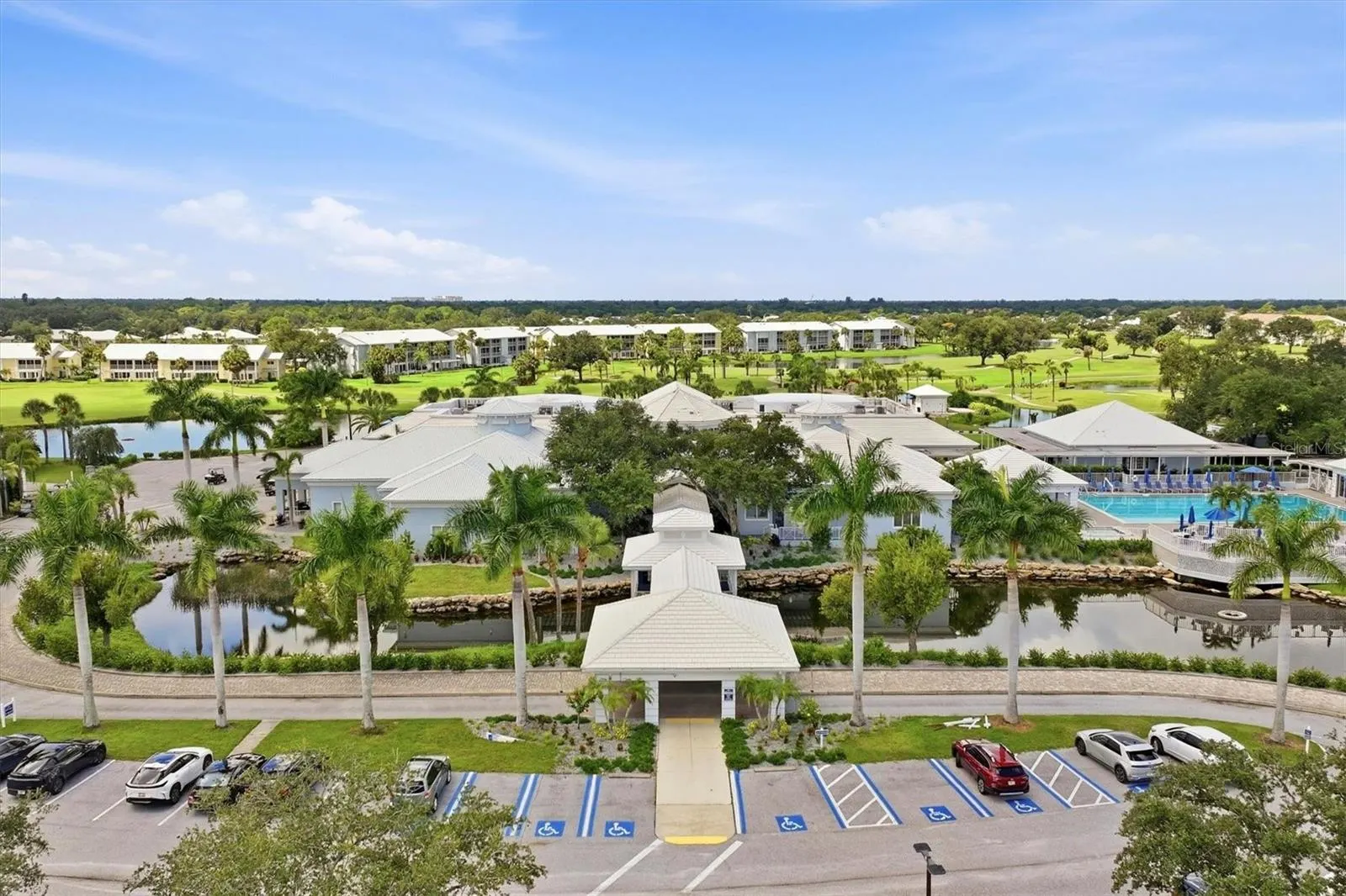572 CLUBSIDE CIR #34 #34
