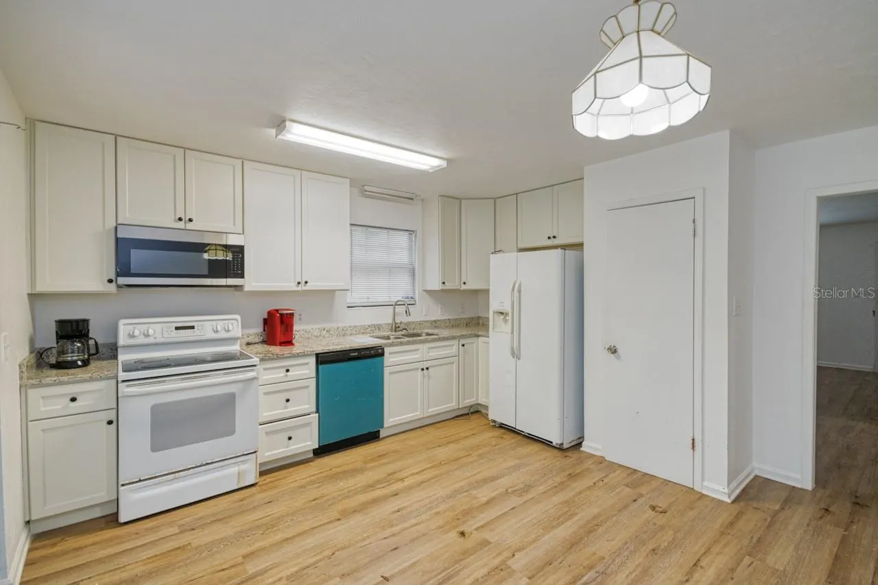 3811 STEWART WAY
