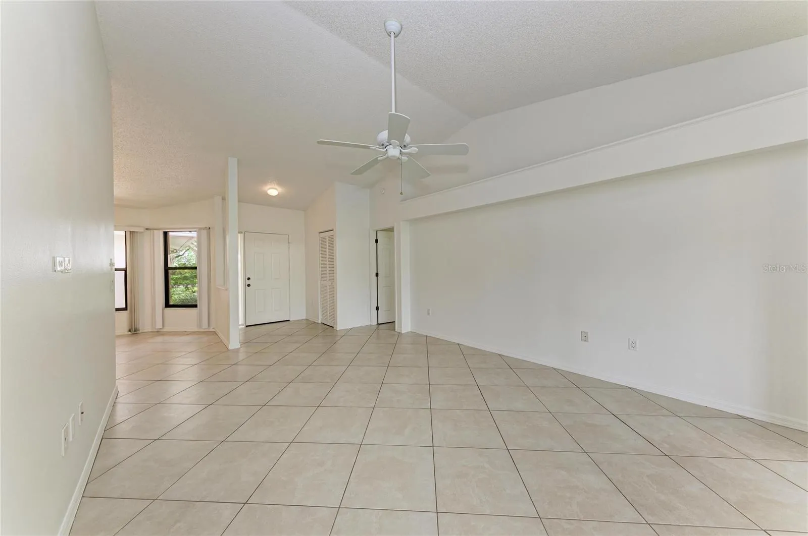 101 SOUTHAMPTON PL N #248 #248