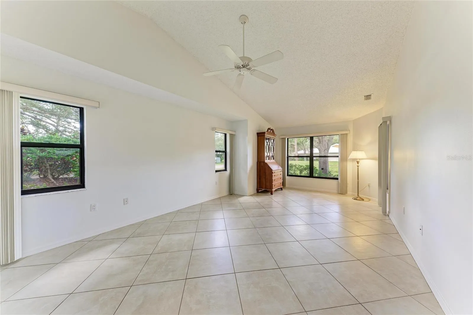 101 SOUTHAMPTON PL N #248 #248