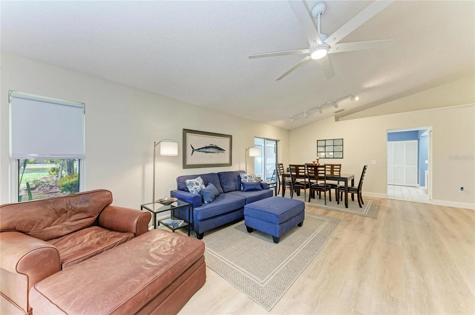 729 BRIGHTSIDE CRESCENT DR #33 #33