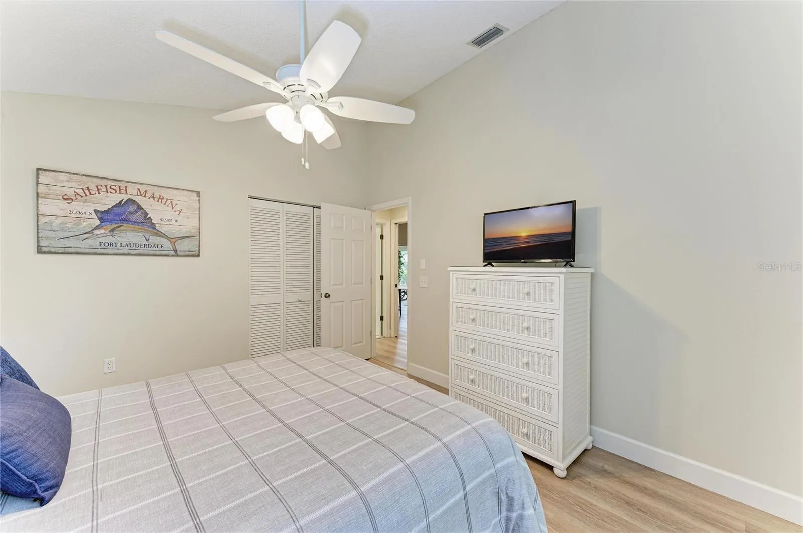 729 BRIGHTSIDE CRESCENT DR #33 #33
