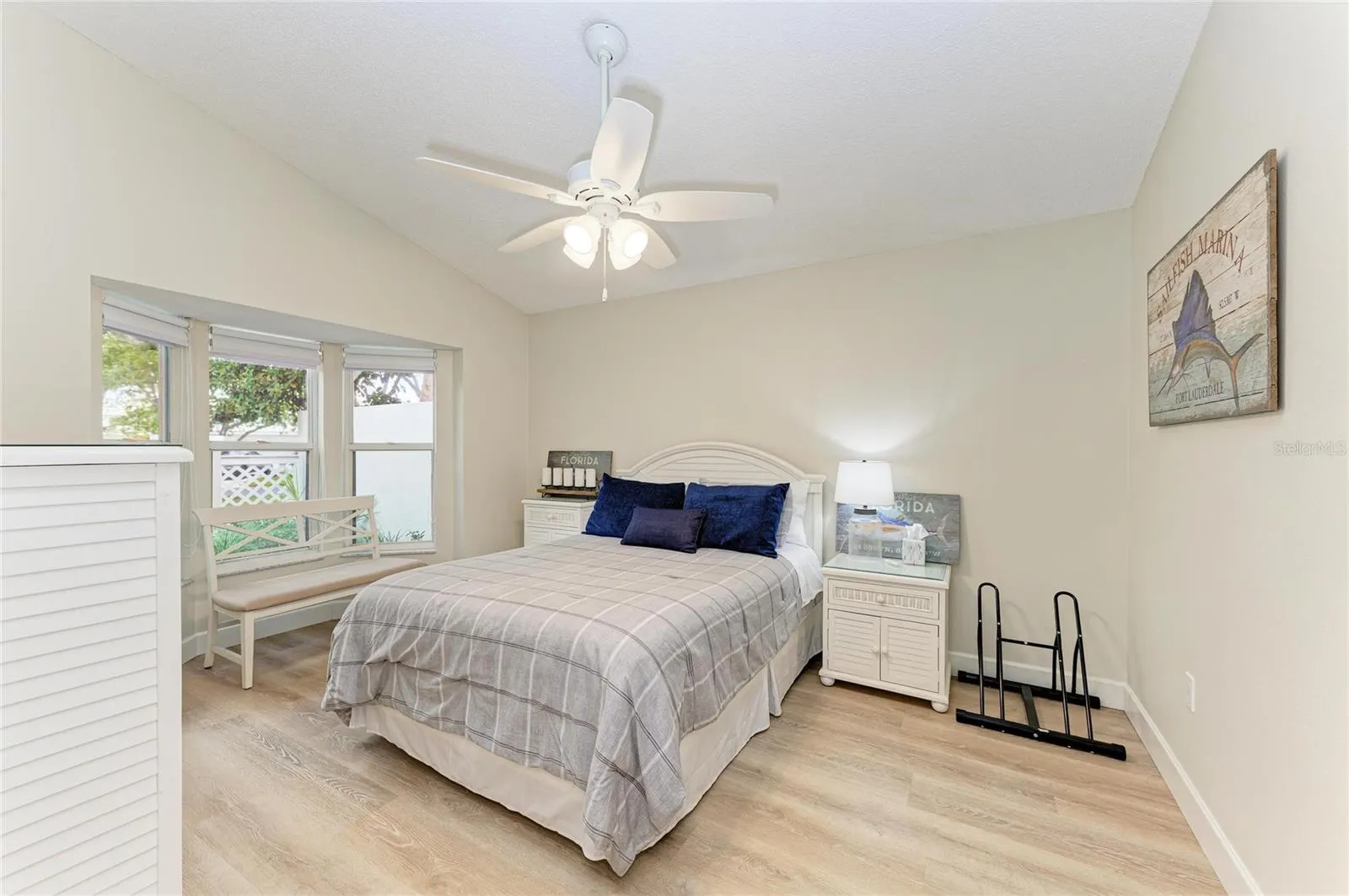 729 BRIGHTSIDE CRESCENT DR #33 #33