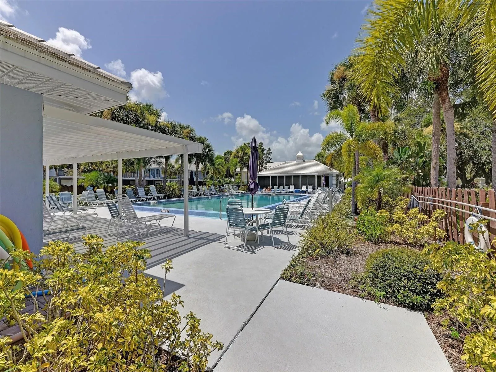 729 BRIGHTSIDE CRESCENT DR #33 #33
