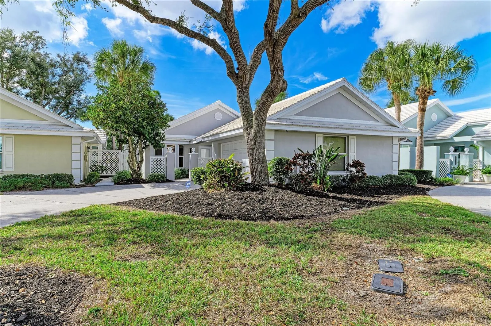 729 BRIGHTSIDE CRESCENT DR #33 #33