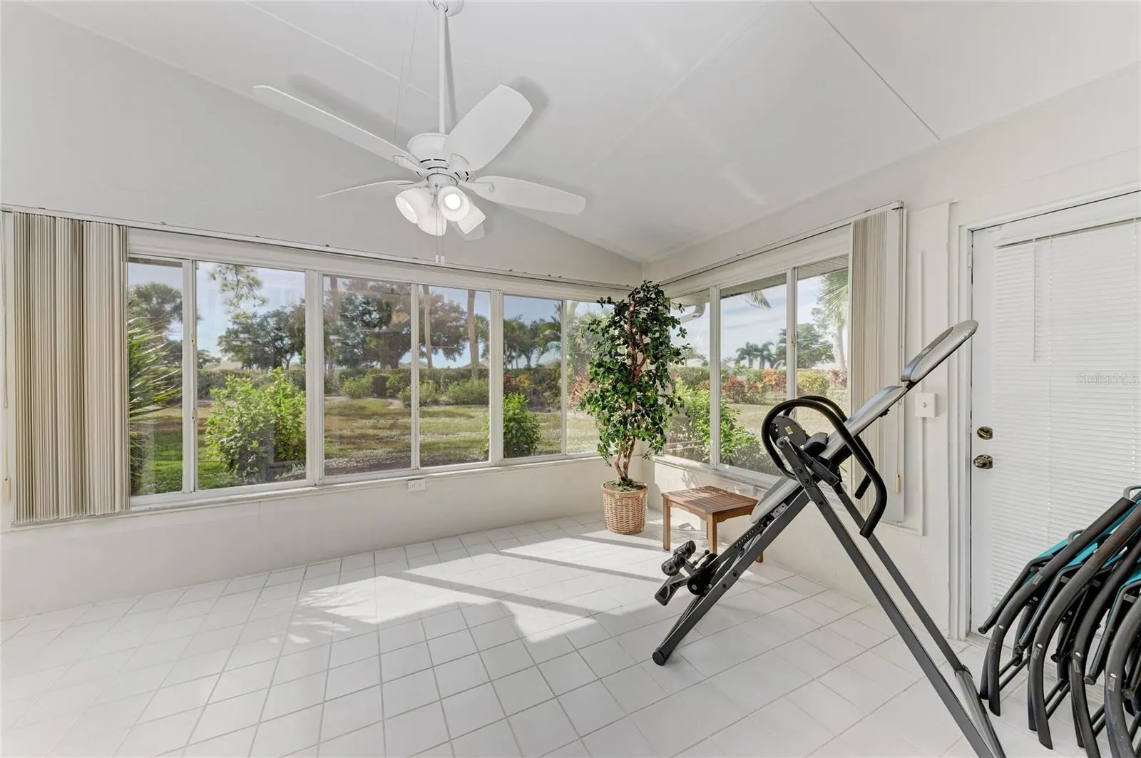 729 BRIGHTSIDE CRESCENT DR #33 #33
