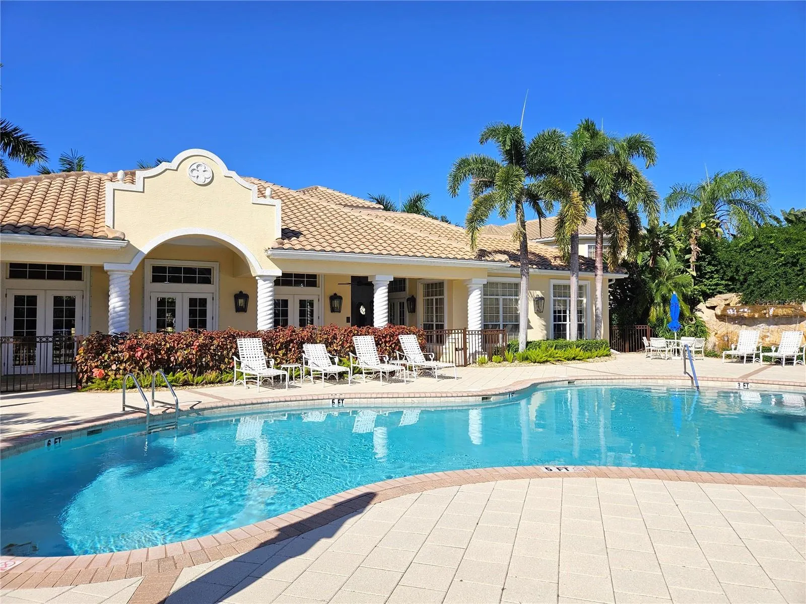 110 TRIANO CIR #110 #110
