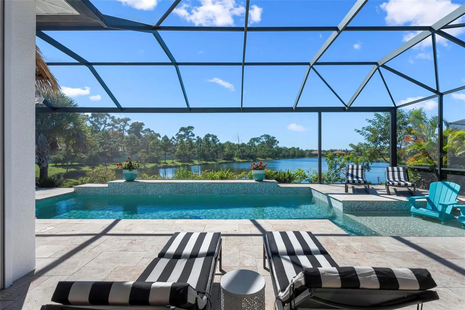 104 N CAYMAN ISLES BLVD