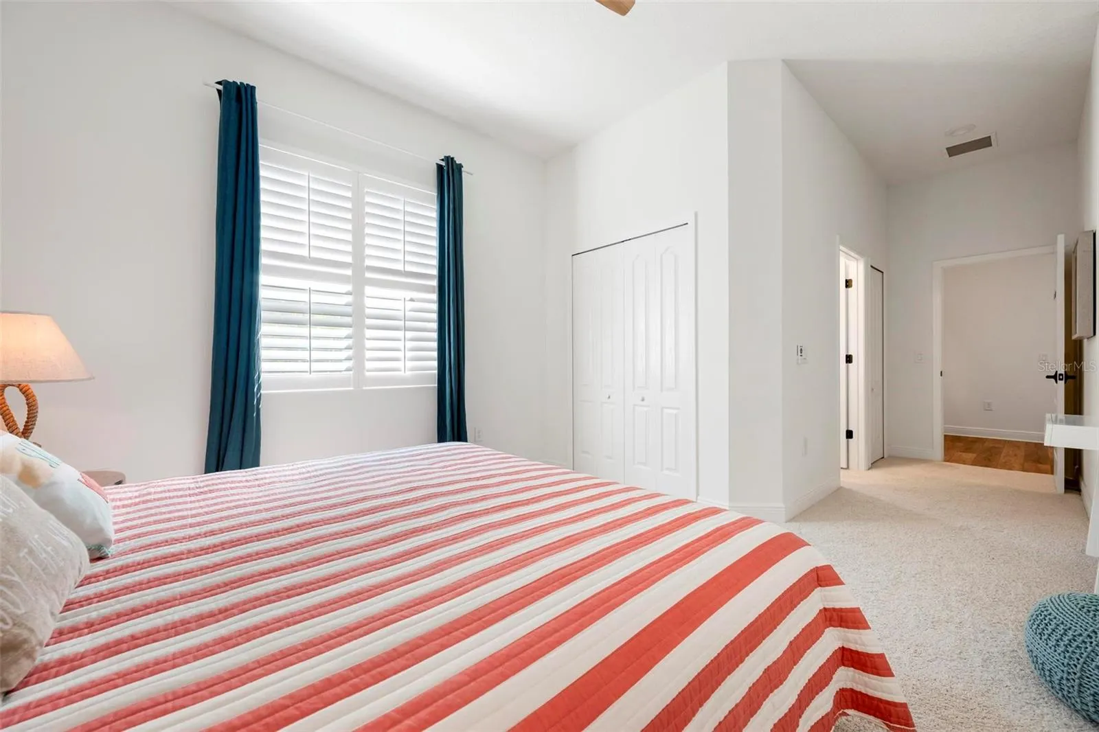 104 N CAYMAN ISLES BLVD