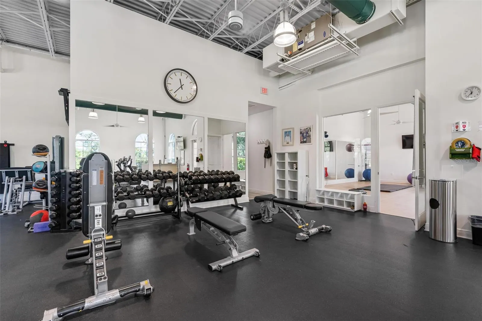 104 N CAYMAN ISLES BLVD