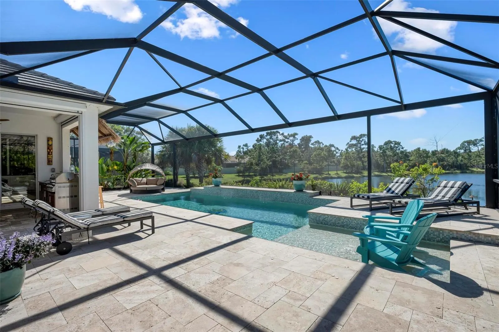 104 N CAYMAN ISLES BLVD