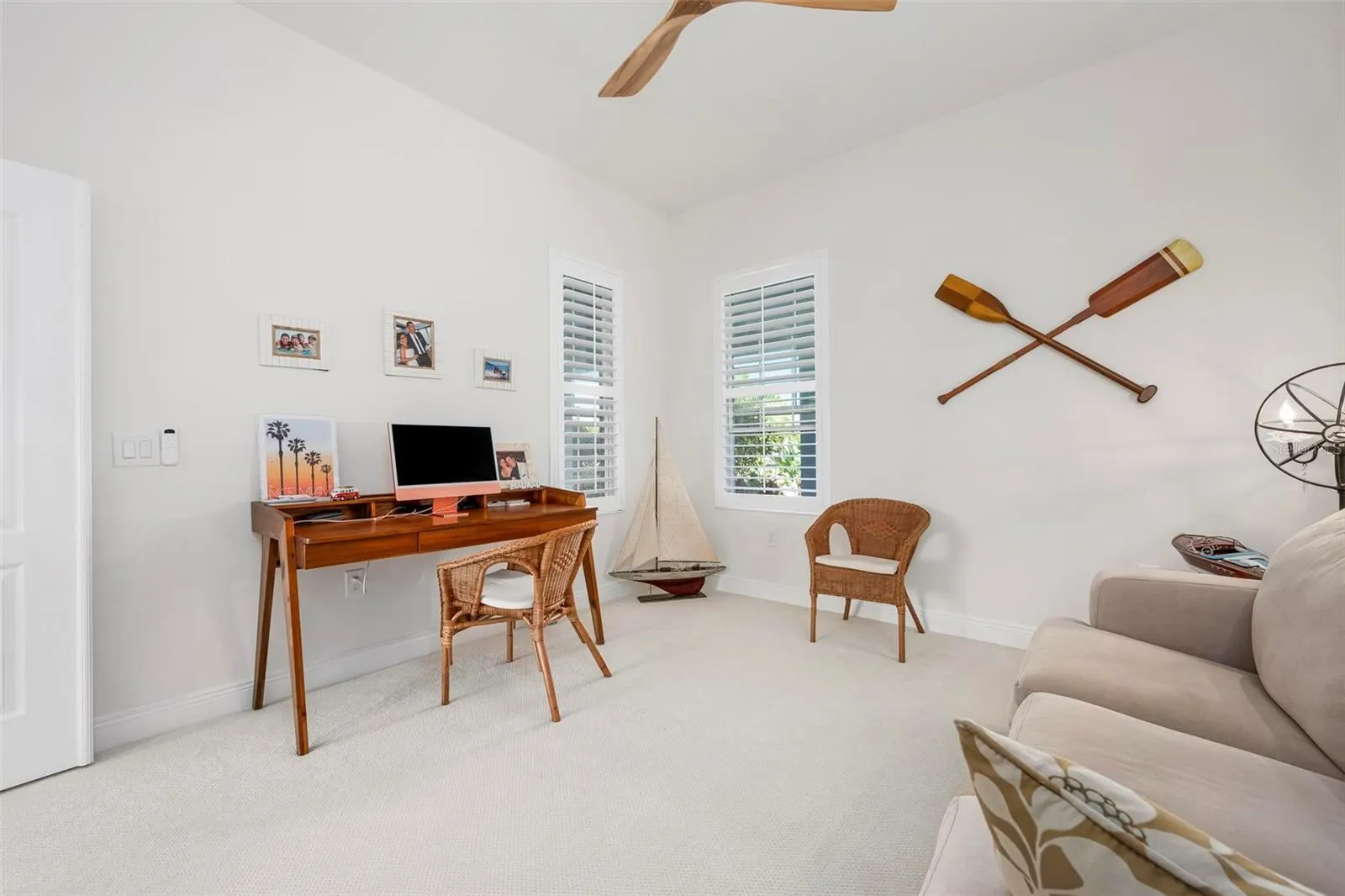 104 N CAYMAN ISLES BLVD