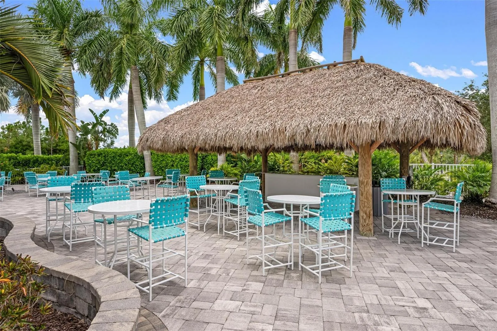 104 N CAYMAN ISLES BLVD