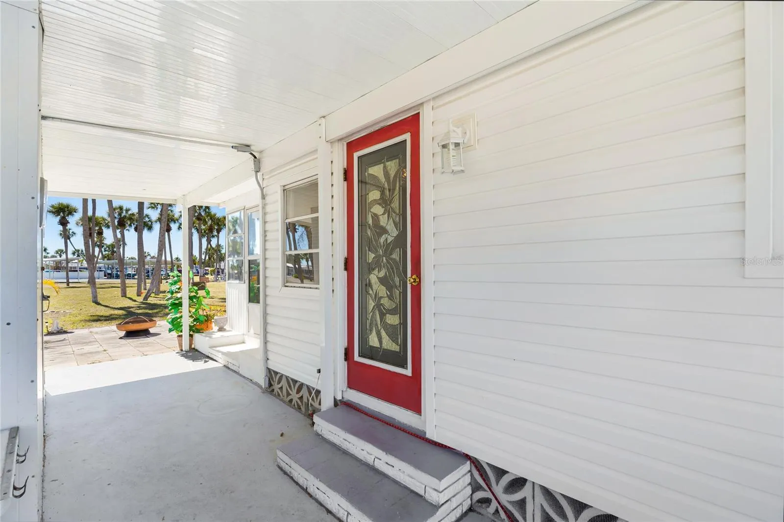 210 ROMA RD