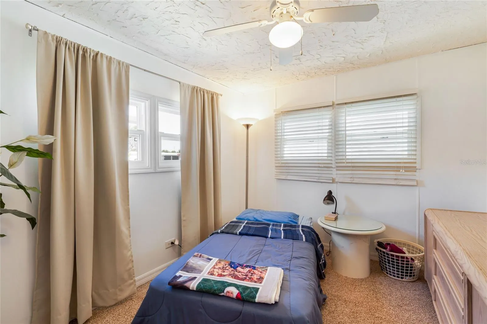 210 ROMA RD