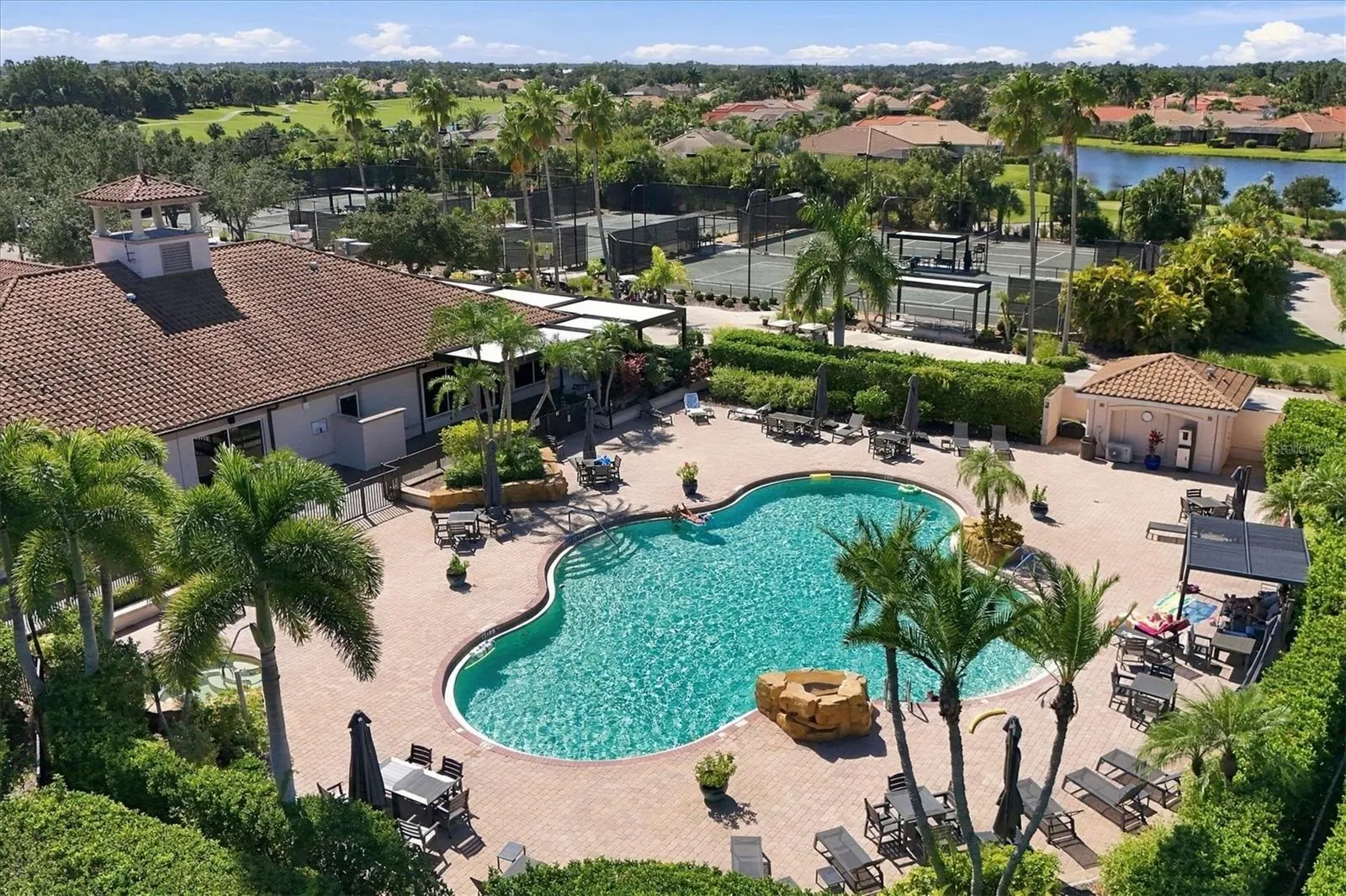 5496 WHITE IBIS DR