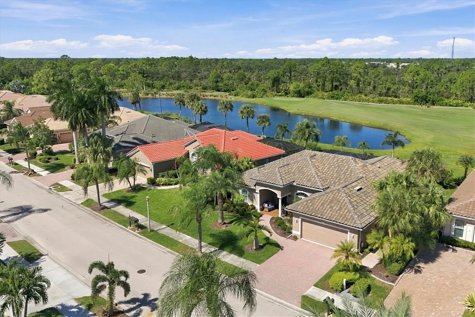5496 WHITE IBIS DR