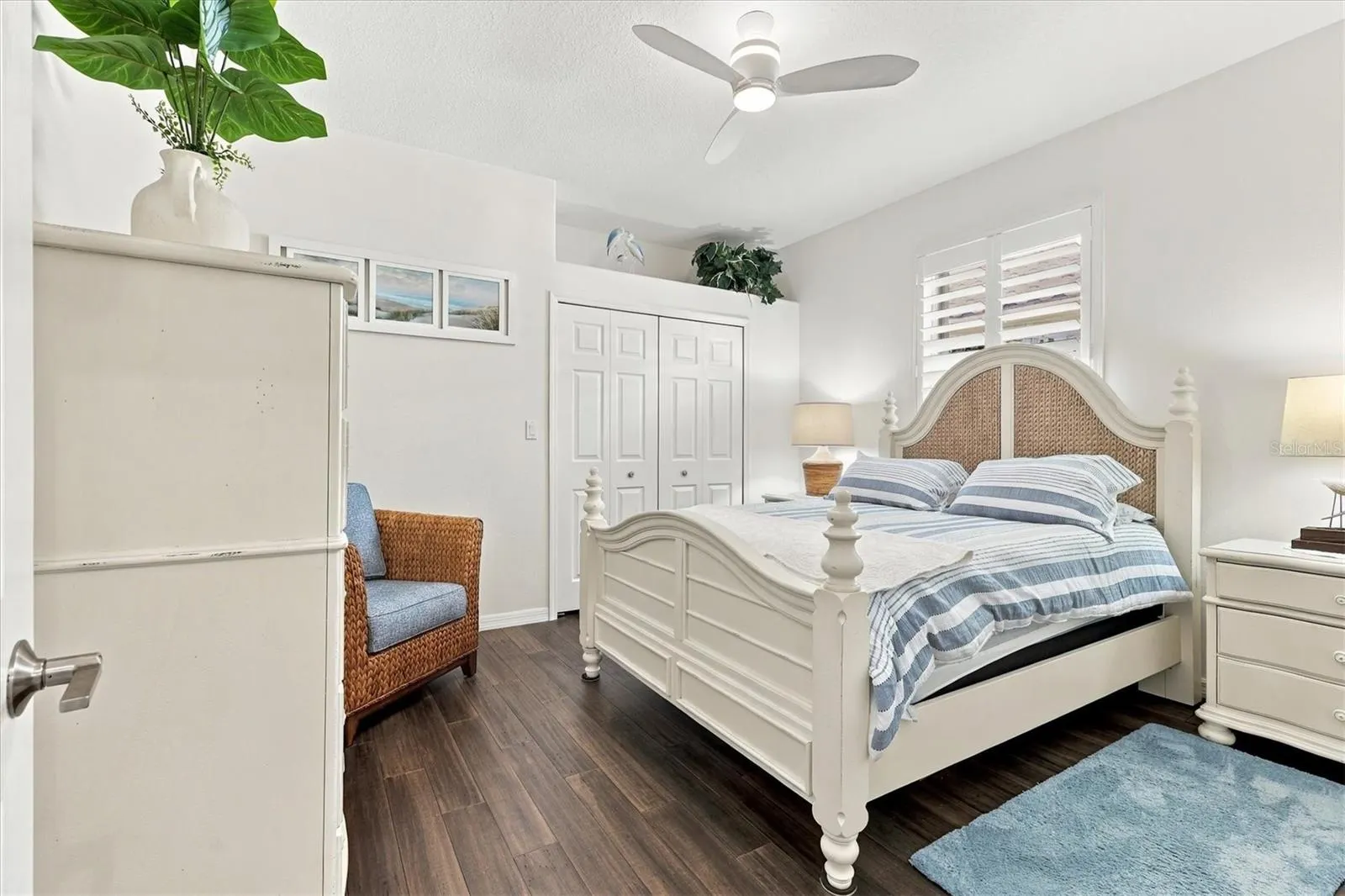 5496 WHITE IBIS DR