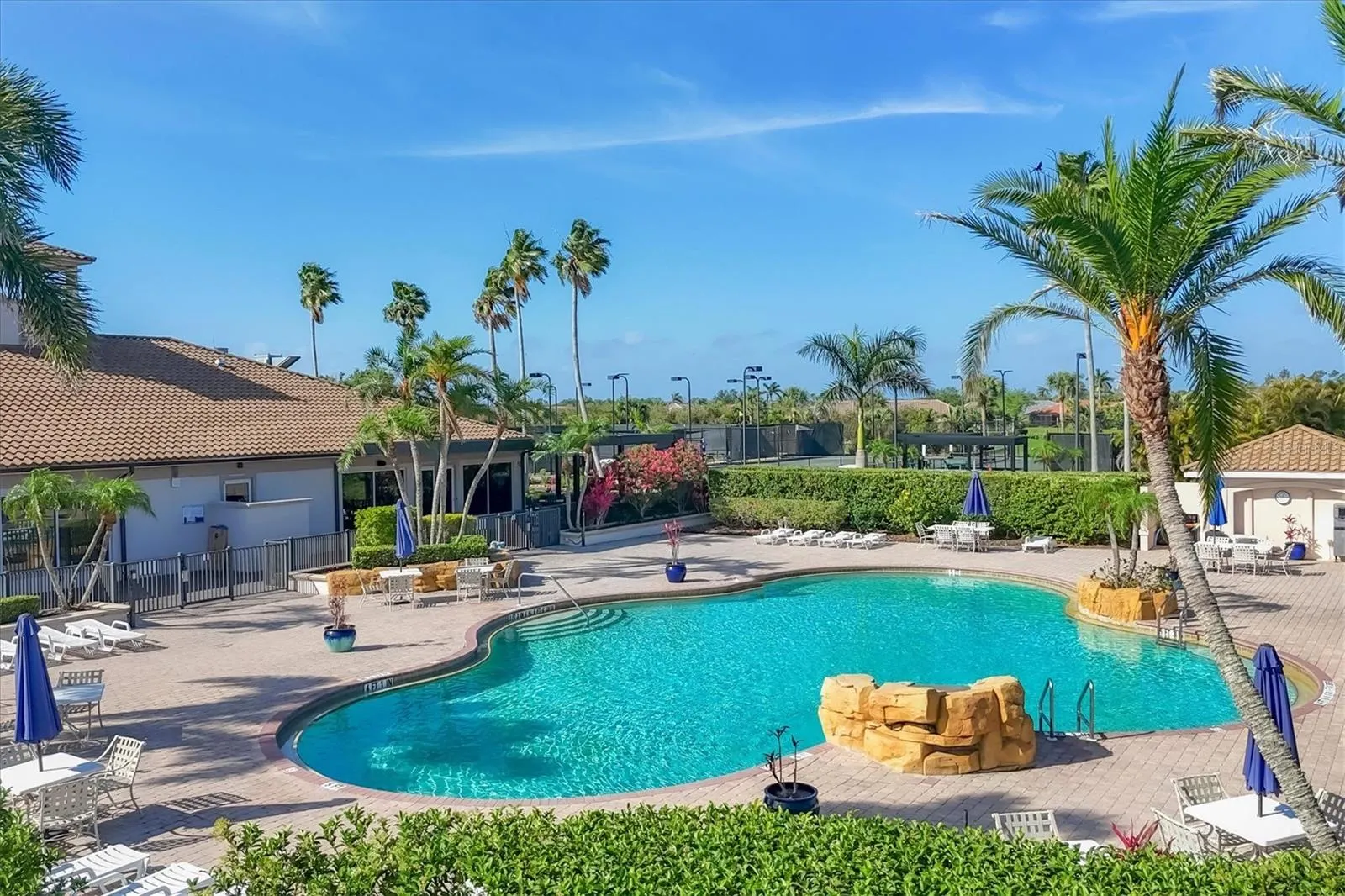 5496 WHITE IBIS DR