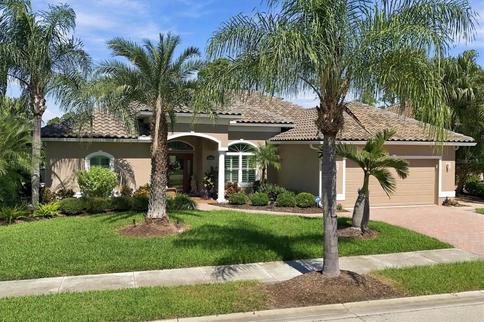 5496 WHITE IBIS DR
