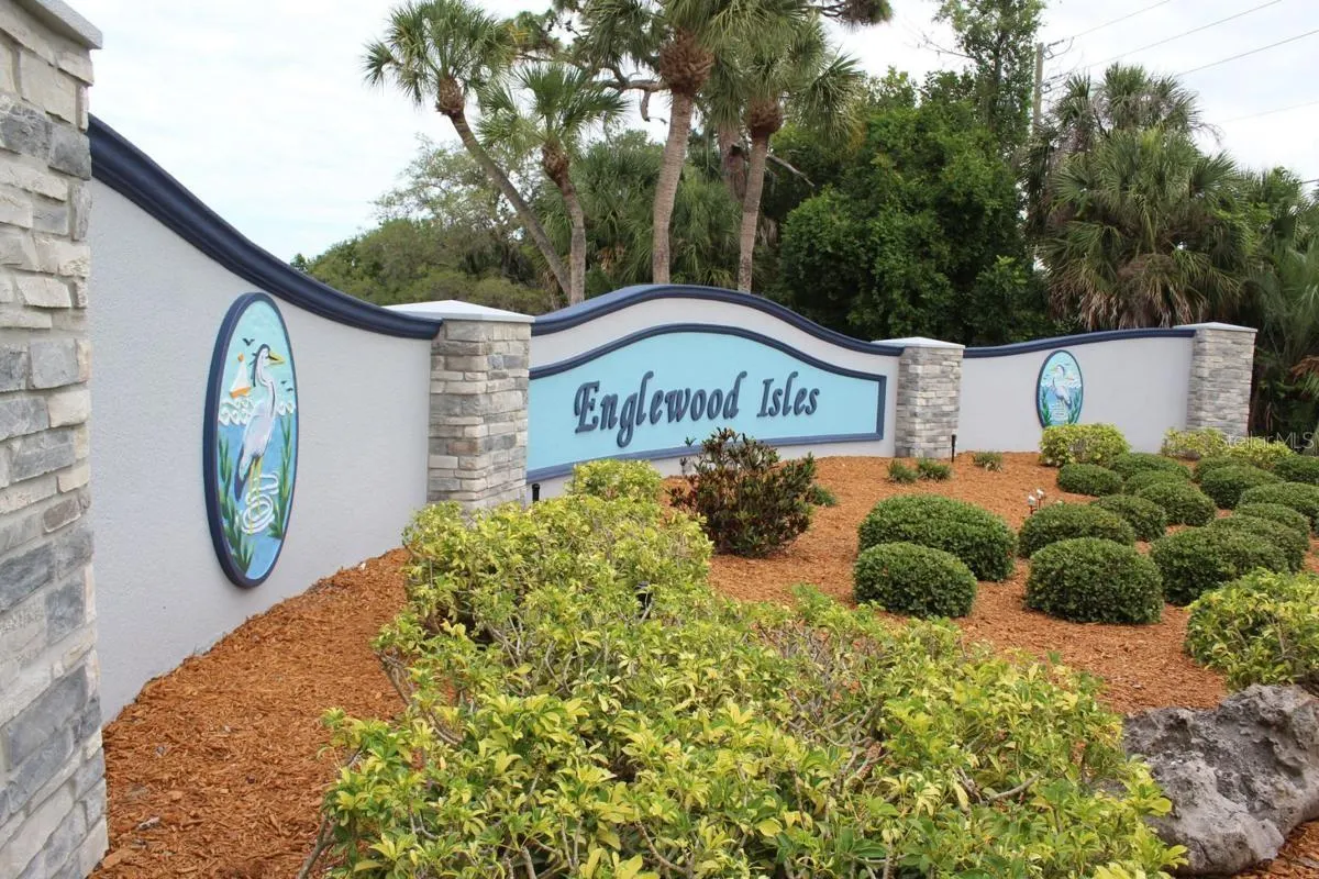 404 EDEN DR