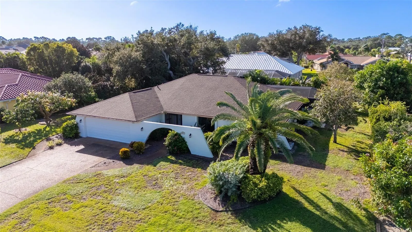 404 EDEN DR